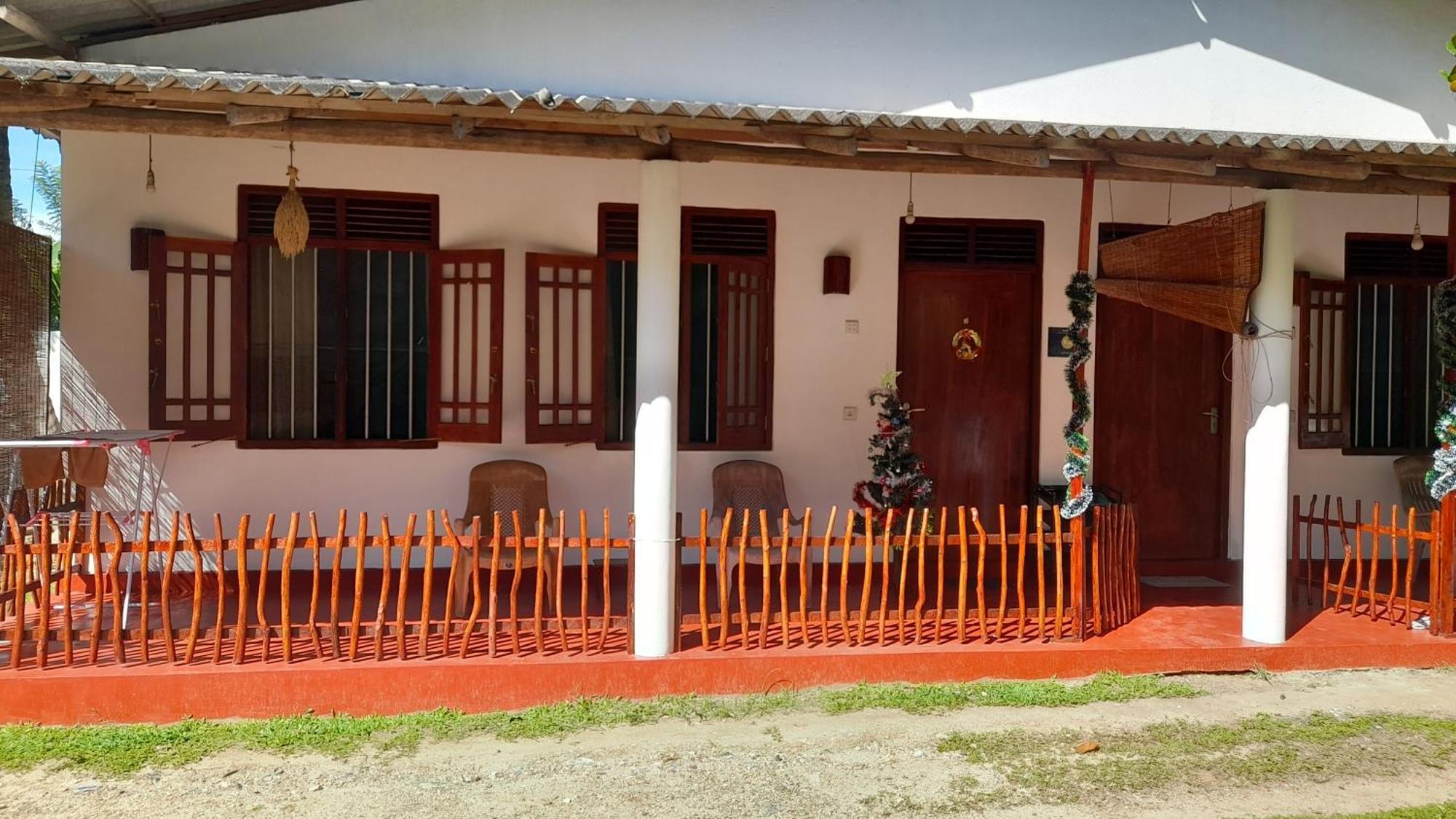 Ranmitha Villa Weligama Buitenkant foto