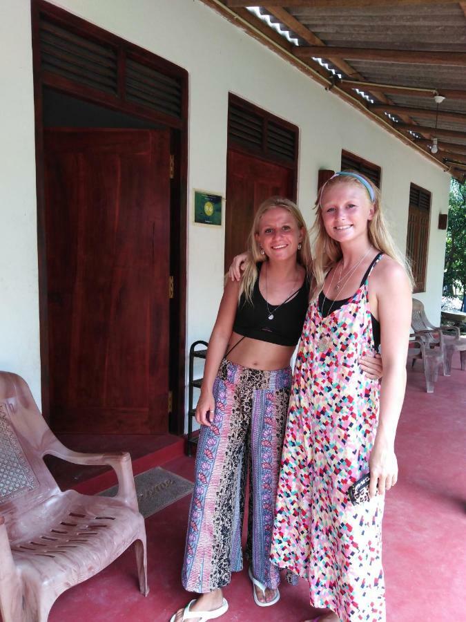 Ranmitha Villa Weligama Buitenkant foto